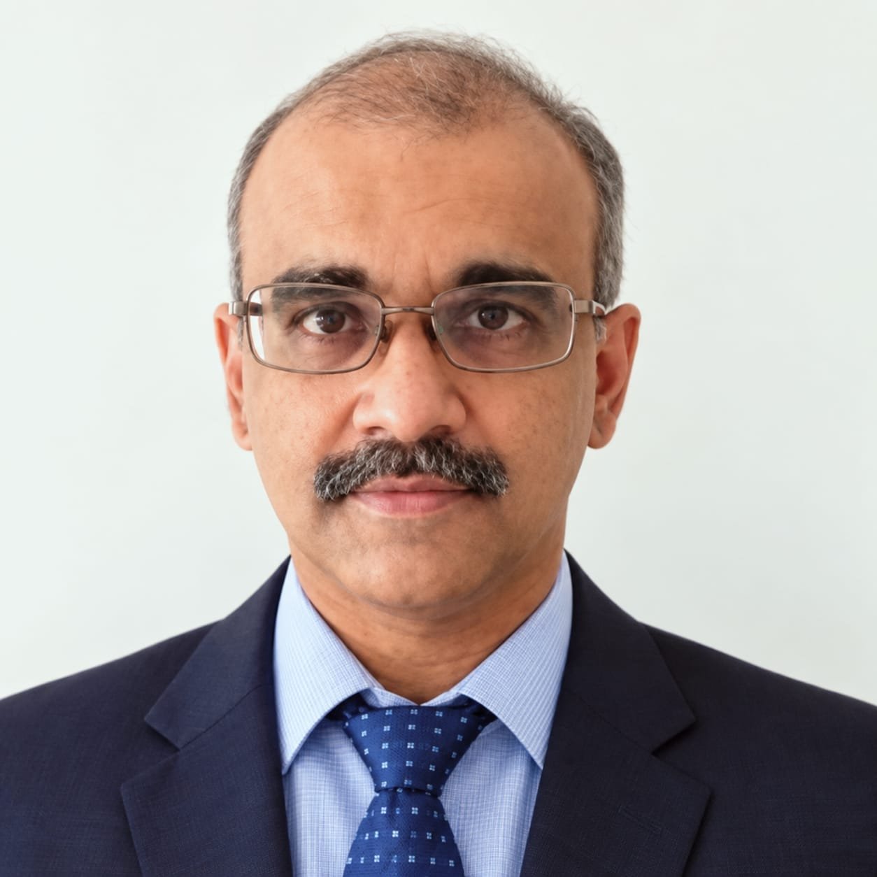 Dinesh Prabhu - AI Consultant